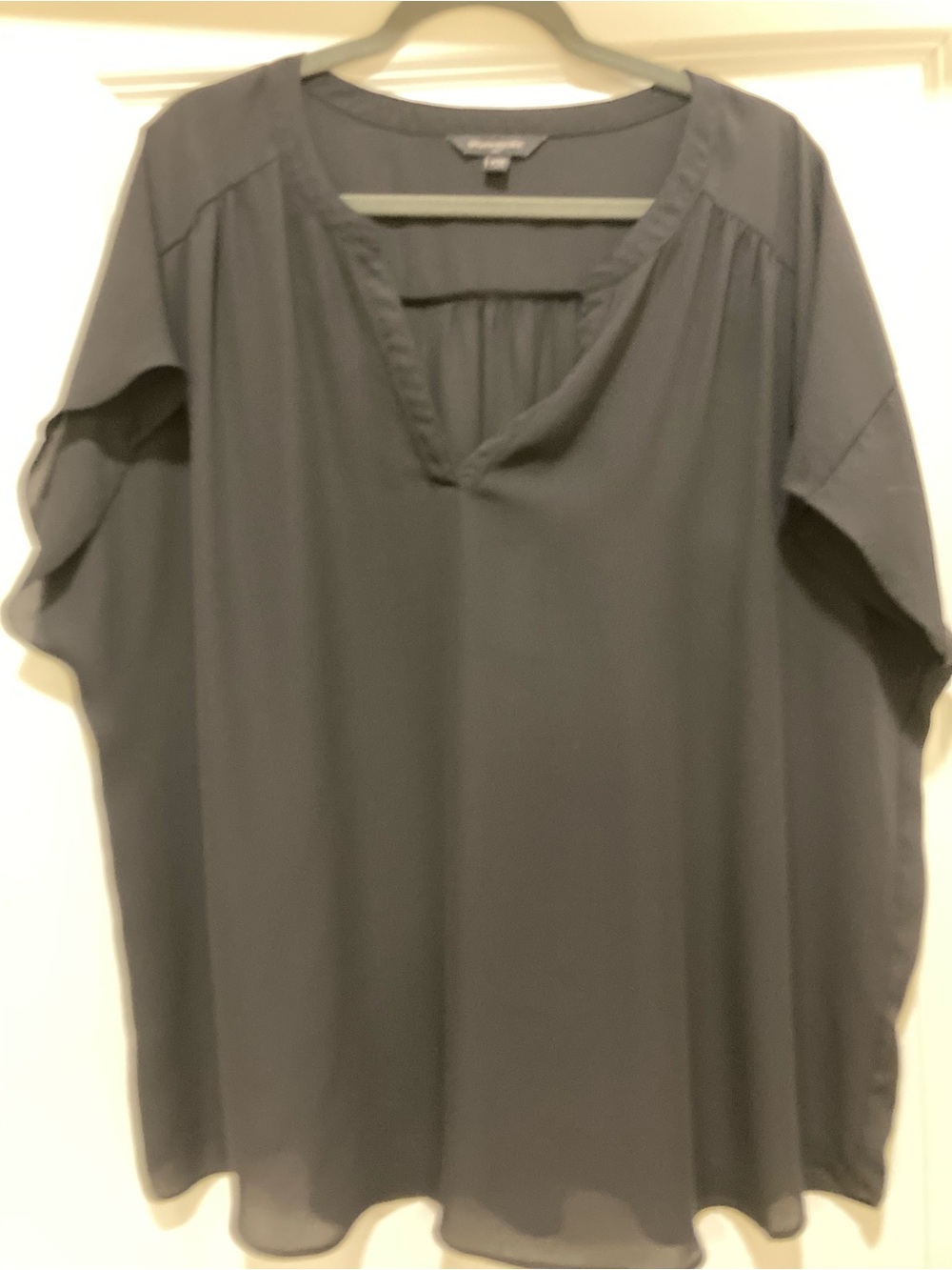 Banana Republic Black V-Neck Short Sleeve Blouse
